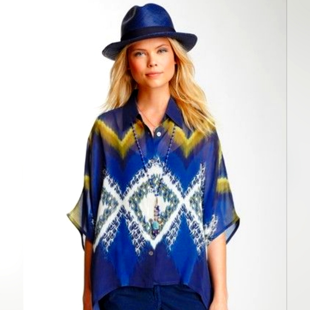 Da-Nang 100% silk flowy top